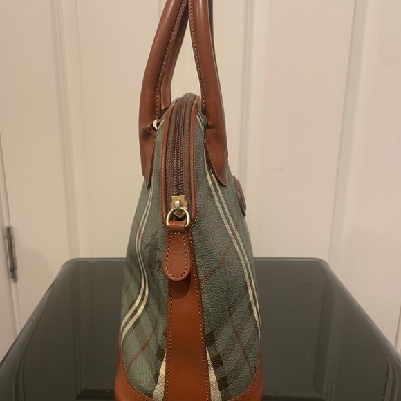 Burberry Haymarket Handbag. - Picture 7 of 17